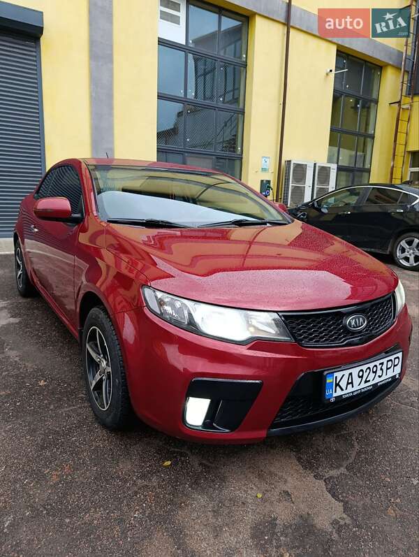 Купе Kia Cerato 2011 в Киеве фото 5 Купе Kia Cerato 2011 в Киеве