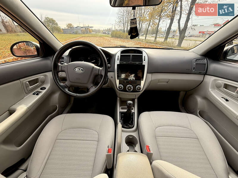 Седан Kia Cerato 2008 в Харькове