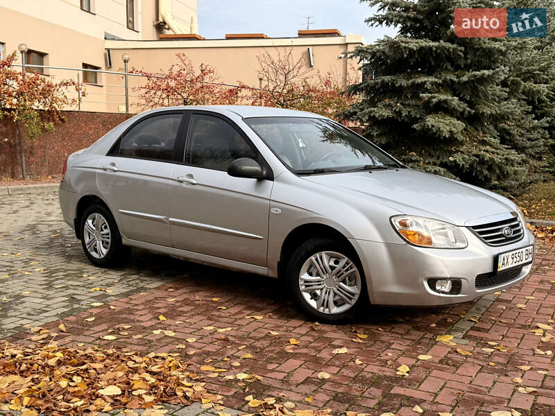 Седан Kia Cerato 2008 в Харькове