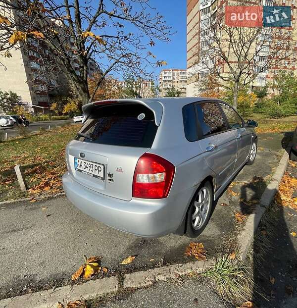 Хэтчбек Kia Cerato 2006 в Киеве