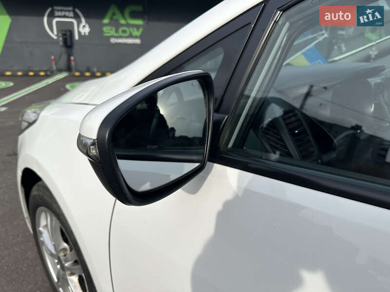 Седан Kia Cerato 2012 в Чернигове фото 25 Седан Kia Cerato 2012 в Чернигове