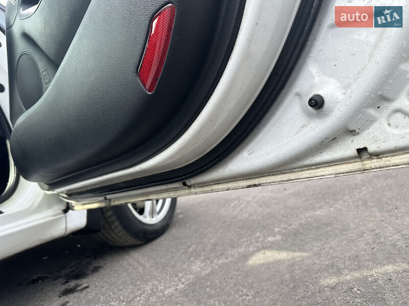 Седан Kia Cerato 2012 в Чернигове фото 38 Седан Kia Cerato 2012 в Чернигове