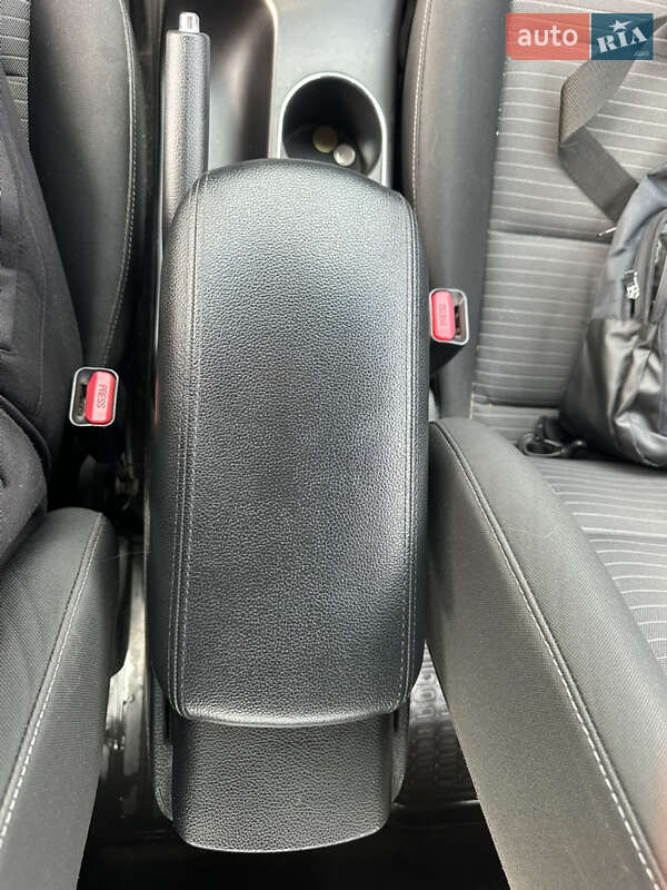 Седан Kia Cerato 2012 в Чернигове фото 54 Седан Kia Cerato 2012 в Чернигове