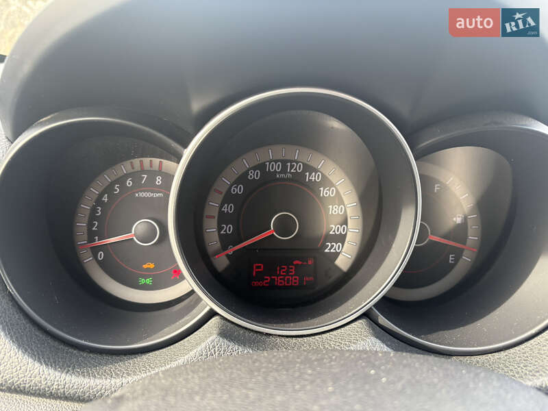 Седан Kia Cerato 2010 в Киеве