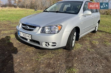Хэтчбек Kia Cerato 2006 в Зенькове