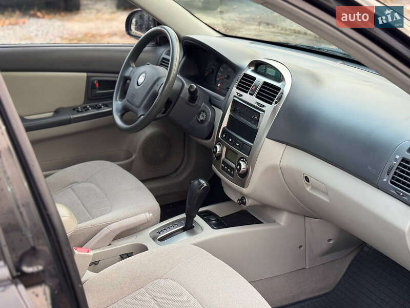 Седан Kia Cerato 2006 в Харькове