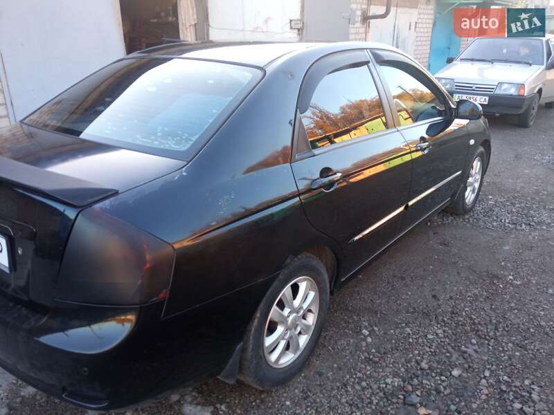 Седан Kia Cerato 2007 в Апостолово