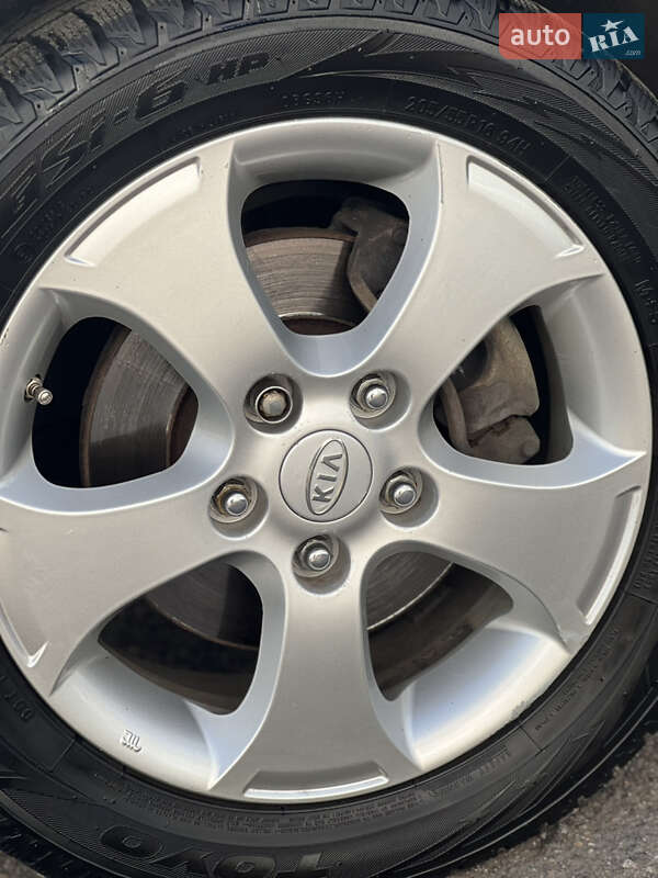 Седан Kia Cerato 2009 в Одессе