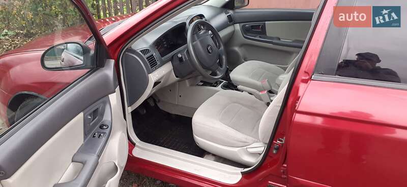 Седан Kia Cerato 2006 в Лисянці фото 3 Седан Kia Cerato 2006 в Лисянці