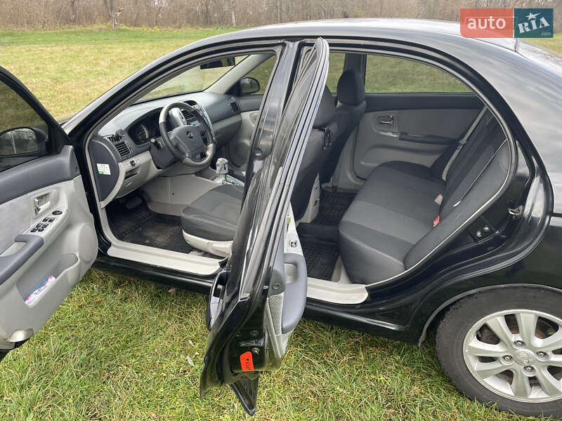 Седан Kia Cerato 2007 в Василькове