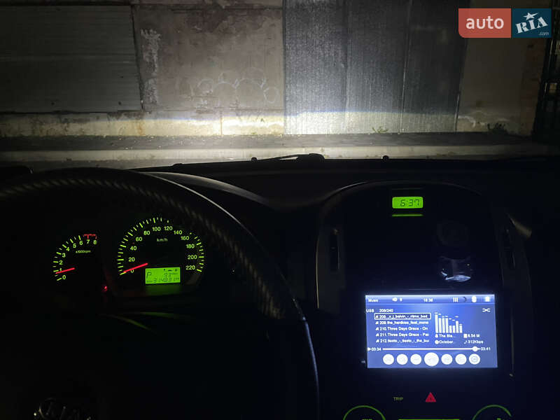 Седан Kia Cerato 2007 в Василькове