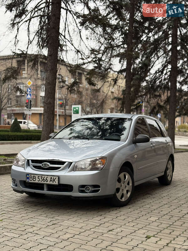 Хэтчбек Kia Cerato 2006 в Запорожье фото 3 Хэтчбек Kia Cerato 2006 в Запорожье