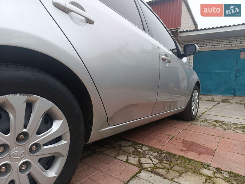 Седан Kia Cerato 2009 в Києві фото 9 Седан Kia Cerato 2009 в Києві