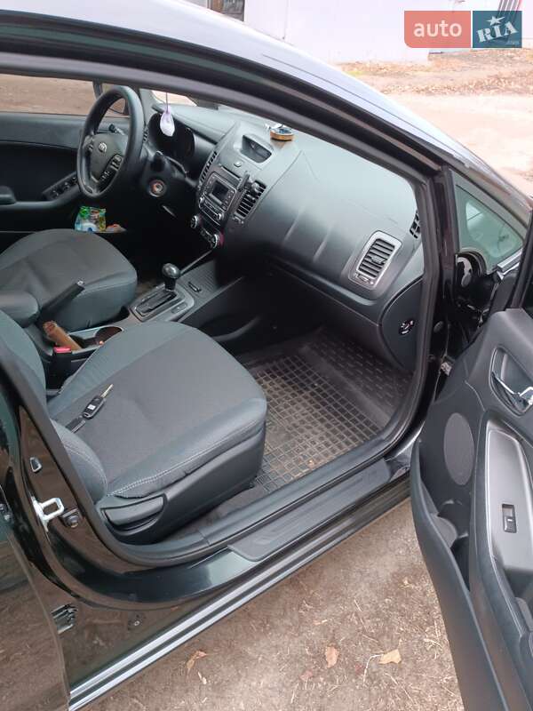 Седан Kia Cerato 2013 в Золотоноше