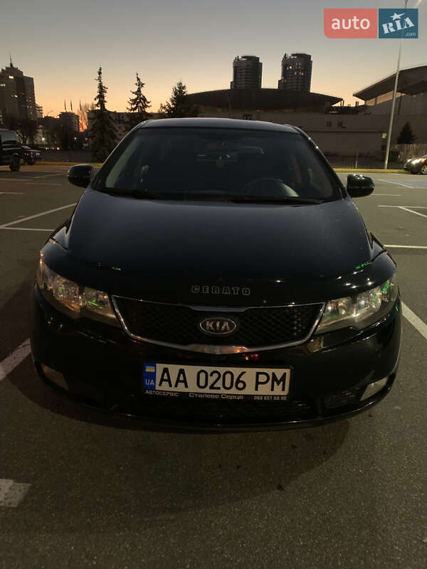 Седан Kia Cerato 2011 в Киеве фото 3 Седан Kia Cerato 2011 в Киеве