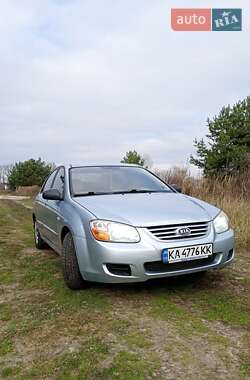 Седан Kia Cerato 2006 в Киеве