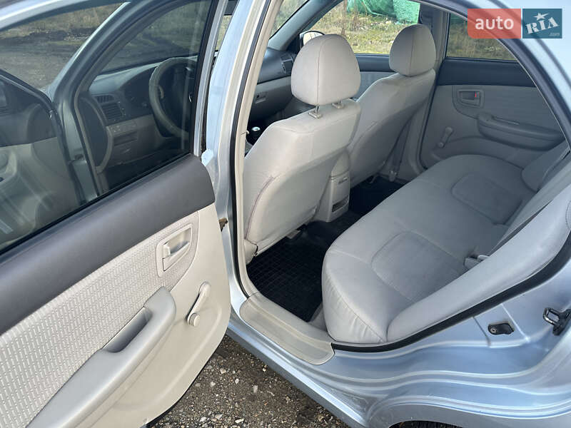 Седан Kia Cerato 2007 в Тлумаче