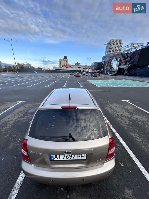 Хэтчбек Kia Cerato 2006 в Киеве