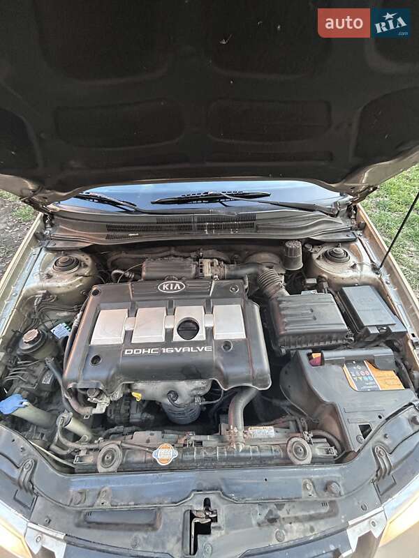 Хэтчбек Kia Cerato 2006 в Киеве