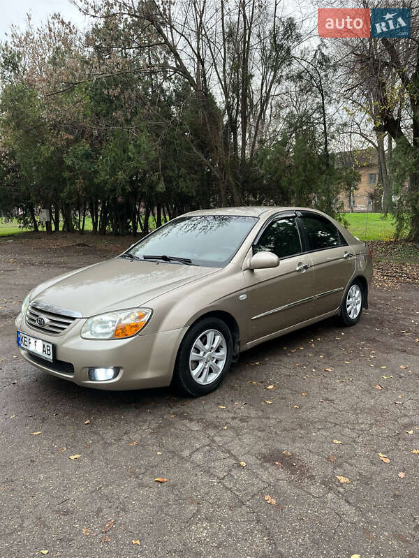 Седан Kia Cerato 2007 в Кам'янському