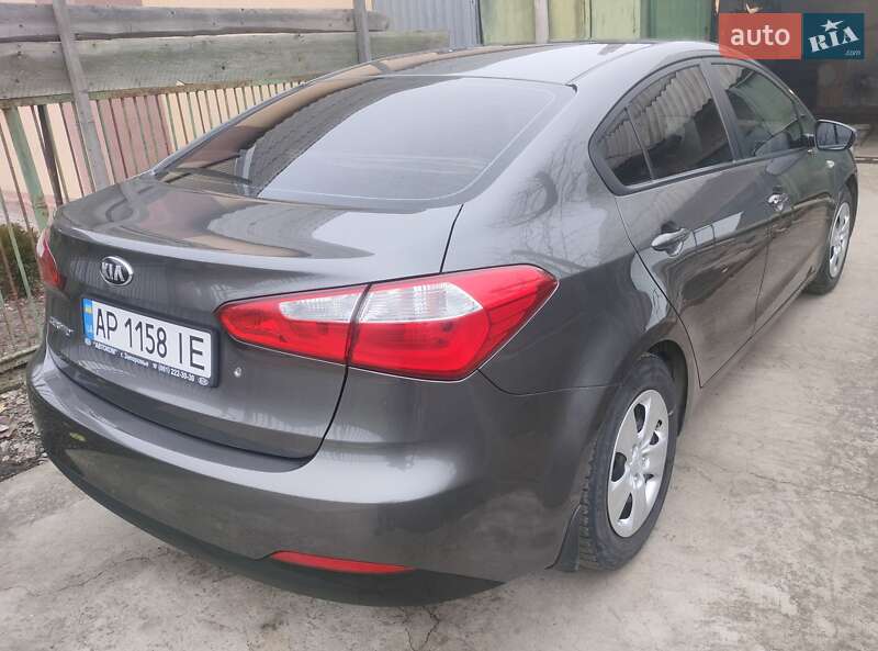 Седан Kia Cerato 2012 в Запорожье