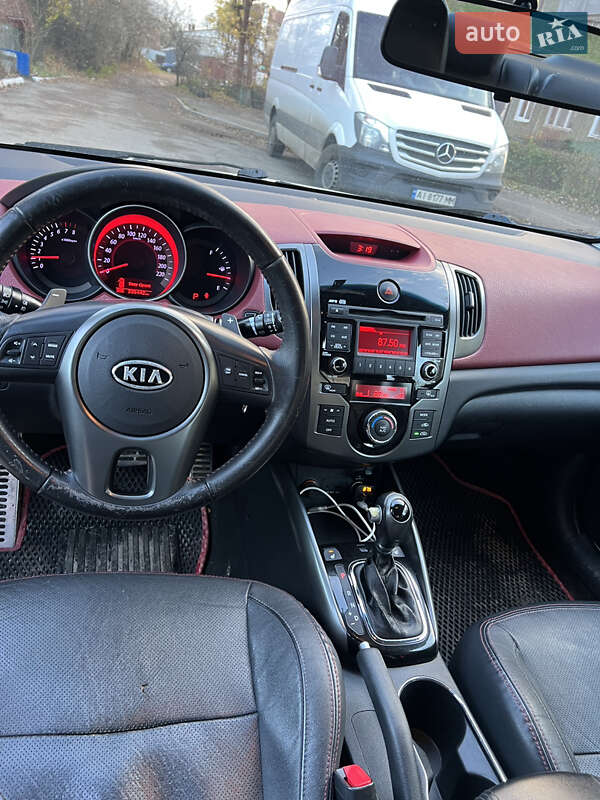 Купе Kia Cerato 2012 в Киеве