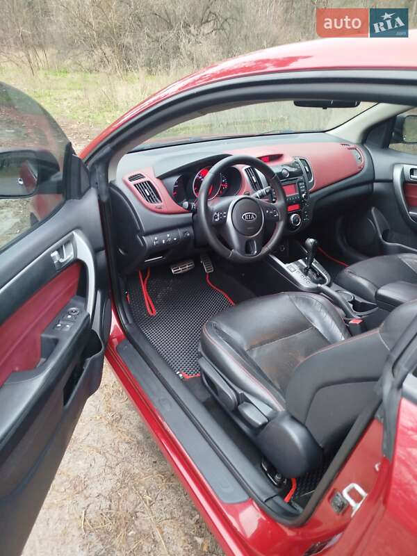 Купе Kia Cerato 2010 в Киеве фото 6 Купе Kia Cerato 2010 в Киеве