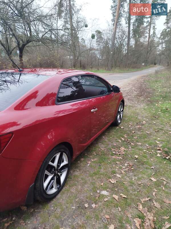 Купе Kia Cerato 2010 в Киеве фото 8 Купе Kia Cerato 2010 в Киеве