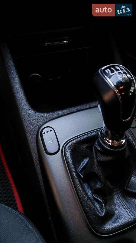 Седан Kia Cerato 2012 в Первомайске