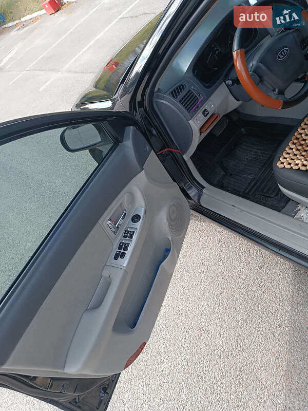 Седан Kia Cerato 2008 в Львове