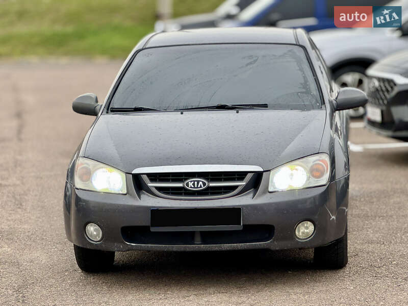 Седан Kia Cerato 2006 в Киеве