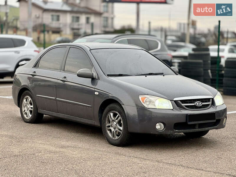 Седан Kia Cerato 2006 в Киеве