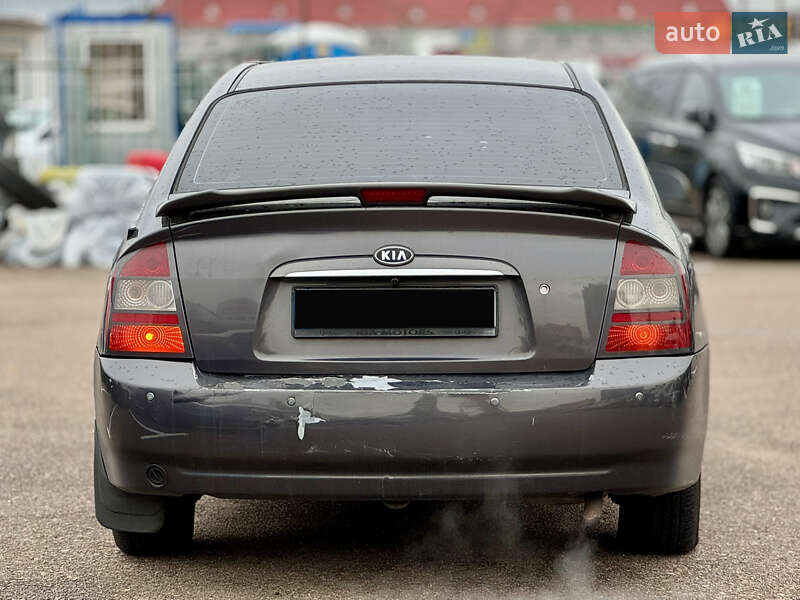 Седан Kia Cerato 2006 в Киеве