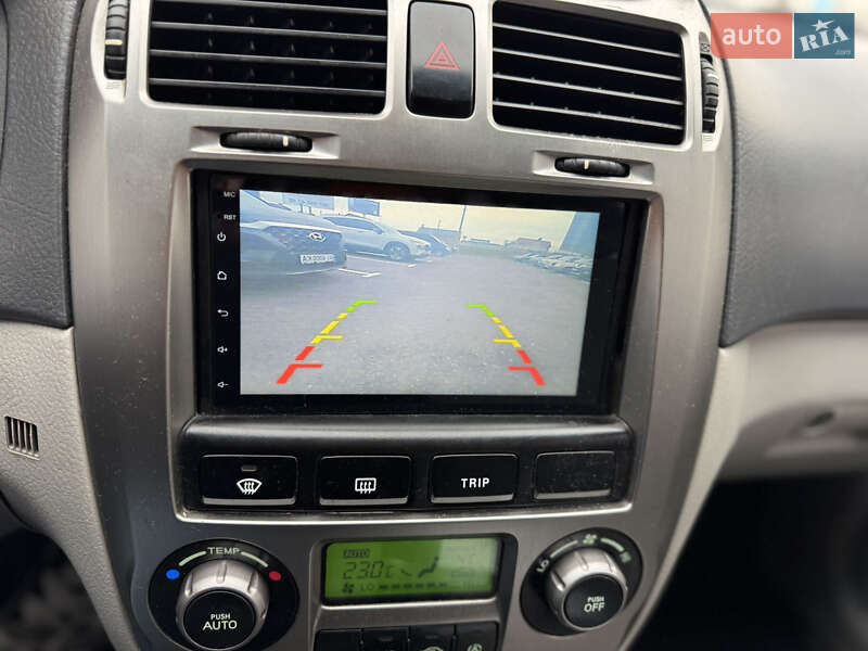 Седан Kia Cerato 2006 в Киеве