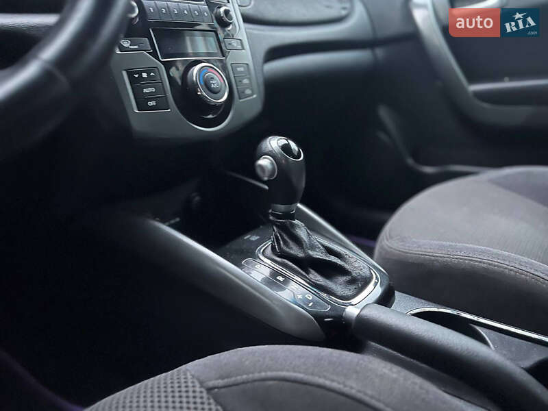 Купе Kia Cerato 2012 в Киеве фото 9 Купе Kia Cerato 2012 в Киеве