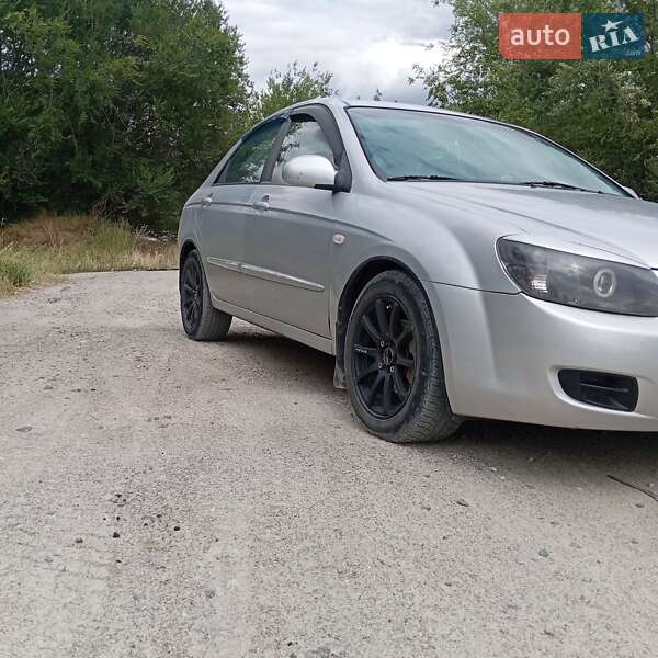 Седан Kia Cerato 2007 в Запорожье фото 4 Седан Kia Cerato 2007 в Запорожье
