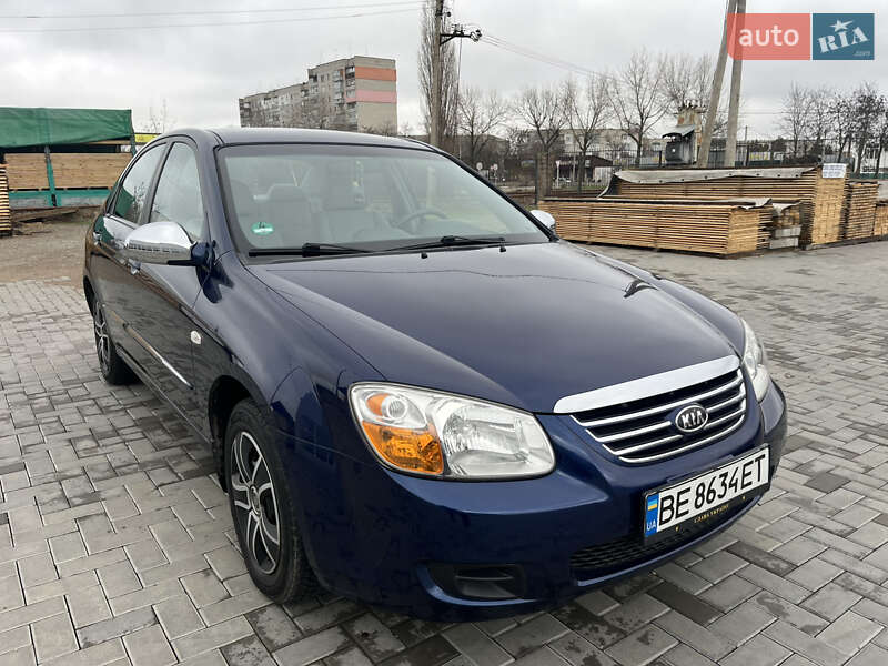 Седан Kia Cerato 2006 в Первомайске