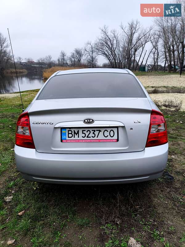 Седан Kia Cerato 2006 в Кобеляках