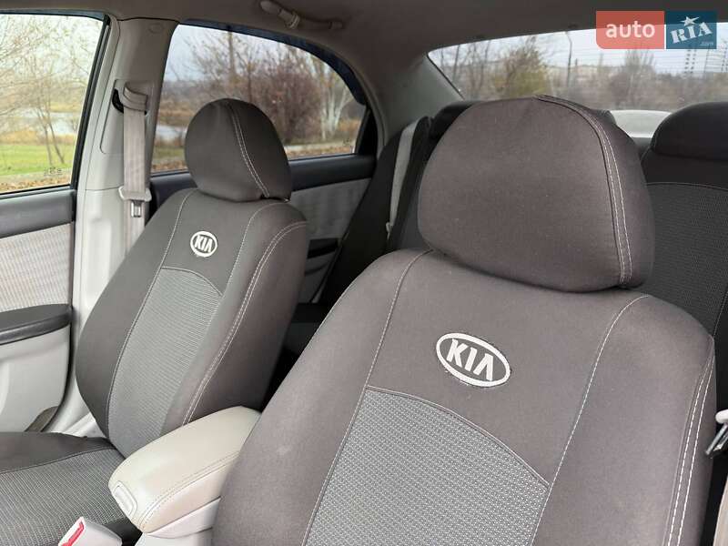 Седан Kia Cerato 2007 в Кривом Роге фото 38 Седан Kia Cerato 2007 в Кривом Роге