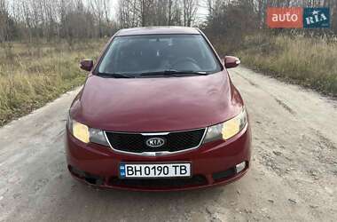 Седан Kia Cerato 2010 в Киеве