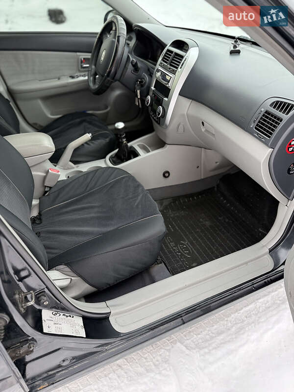 Седан Kia Cerato 2007 в Тернополі