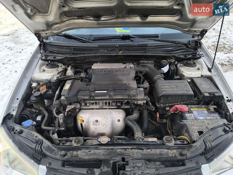 Седан Kia Cerato 2008 в Кагарлику