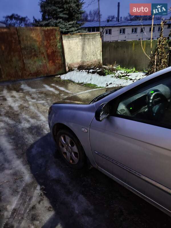 Седан Kia Cerato 2007 в Днепре