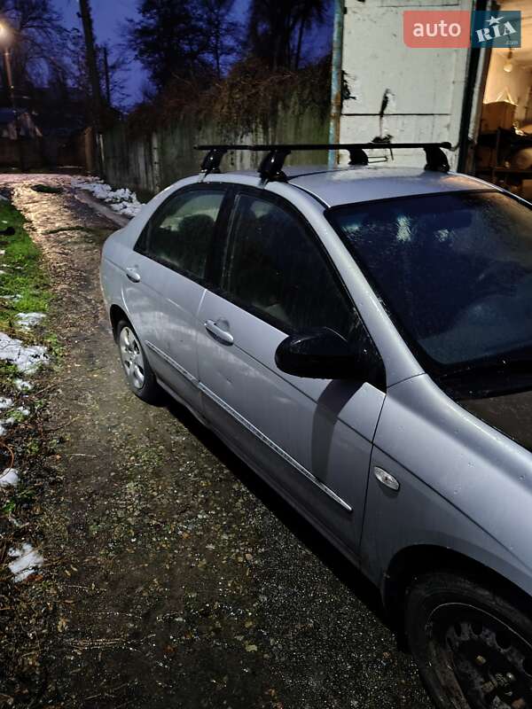 Седан Kia Cerato 2007 в Днепре