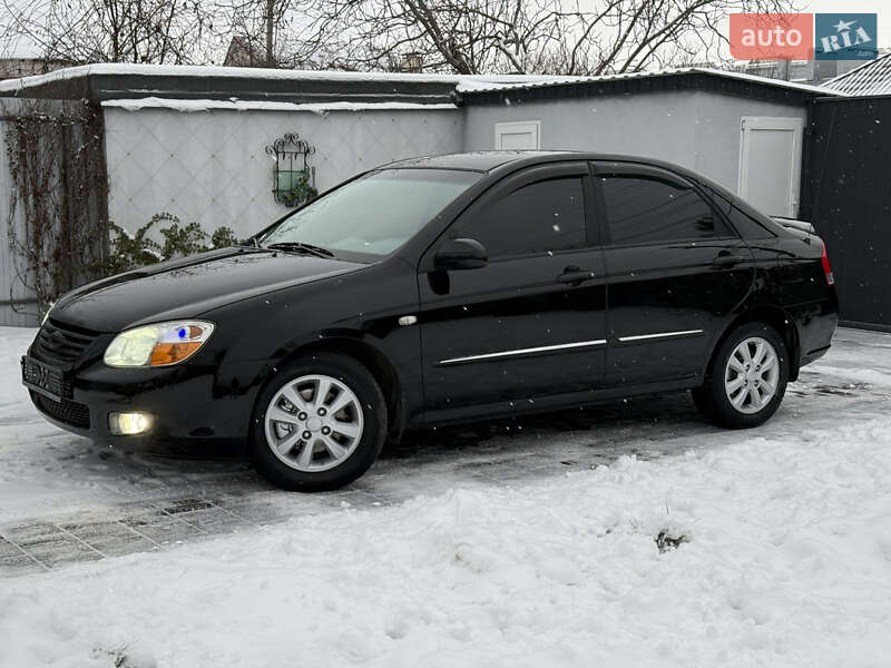 Седан Kia Cerato 2007 в Дніпрі