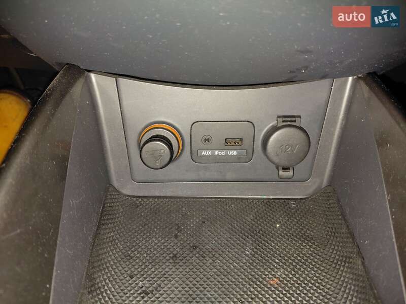 Седан Kia Cerato 2012 в Львове