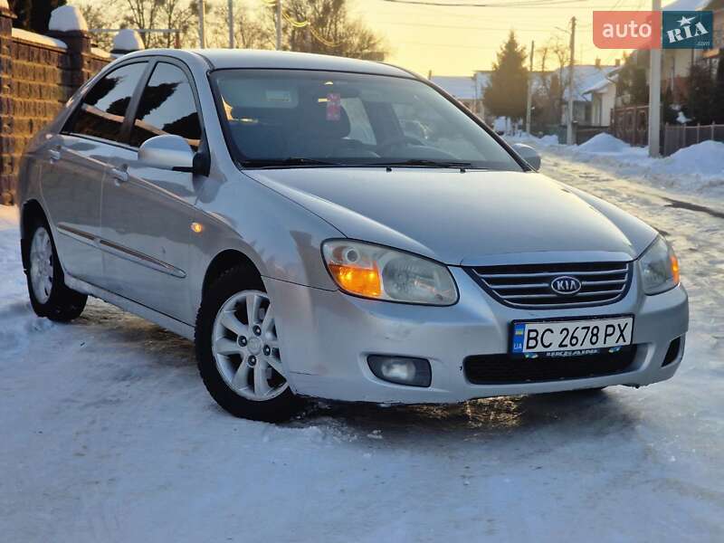 Седан Kia Cerato 2008 в Стрые фото Седан Kia Cerato 2008 в Стрые