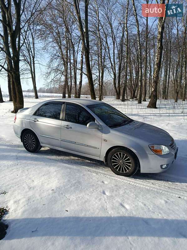 Седан Kia Cerato 2007 в Талалаевке