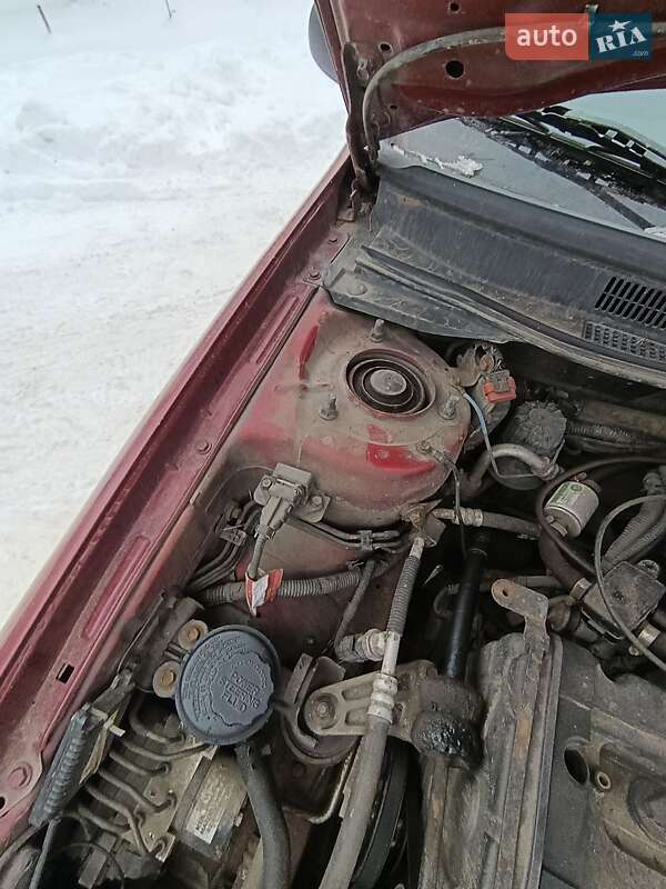 Хэтчбек Kia Cerato 2006 в Ровно фото 21 Хэтчбек Kia Cerato 2006 в Ровно