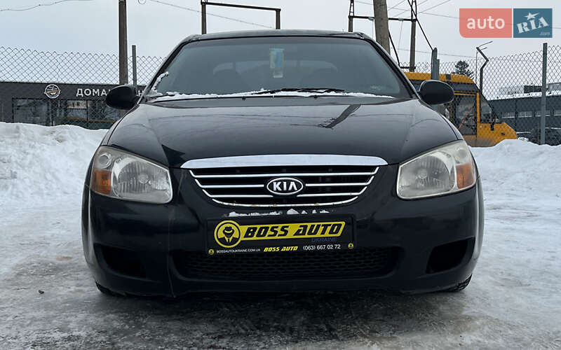 Седан Kia Cerato 2007 в Стрые